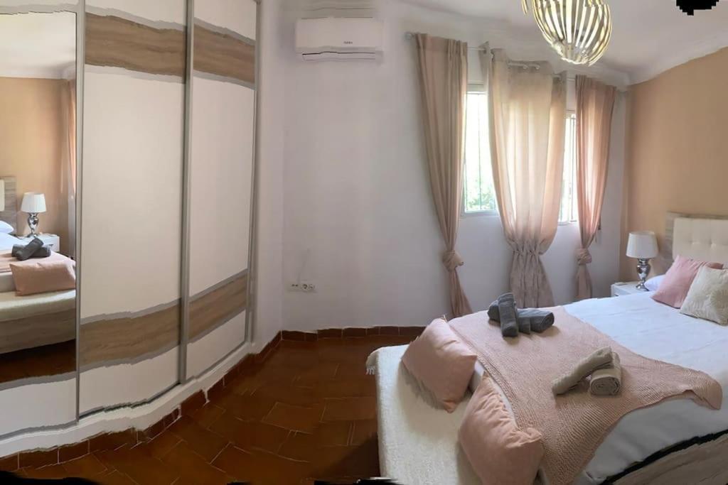 Chalet Adosado Corta Temporada 2 Dormitorios Benalmádena Buitenkant foto