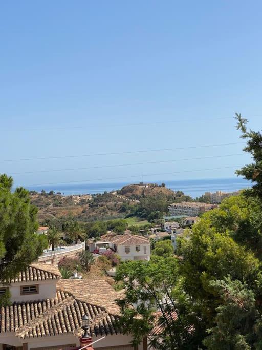 Chalet Adosado Corta Temporada 2 Dormitorios Benalmádena Buitenkant foto
